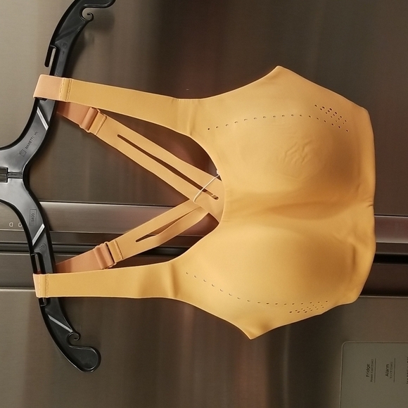 💕LULULEMON💕 Airsupport Bra ~ High Support Sports Bra Warm Apricot 36C NWT - Picture 1 of 14